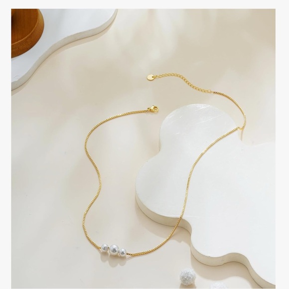 Women 14K Gold Plated Chunky Half Pearl Half Chain Toggle Necklace Minimalist - Picture 3 of 9